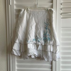 Bebe layered skirt